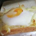 AiYuKE's cooksnap of when they made 目玉焼き、チーズはさみ.