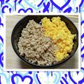 ゆけり３兄弟's cooksnap of when they made 香ばし鶏そぼろとふわふわ卵の二色丼.