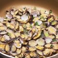 akichou's cooksnap of when they made 究極のアサリの酒蒸し.