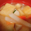クックS5N2AF☆'s cooksnap of when they made 冬にも！お揚げとシメジと白菜の豚汁.
