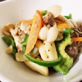 ゆるмαмα's cooksnap of when they made ぶなぴーと豚肉のマヨ粒マスタード醤油炒め.