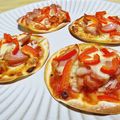 まる゜'s cooksnap of when they made チーズを中に!!餃子の皮でイケるミニピザ.