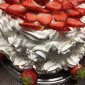 Hika＆Rei's cooksnap of when they made ストローで超かんたんないちごの飾り切り！.