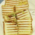 yama_miu's cooksnap of when they made トースター♪簡単ランチパックホットサンド.