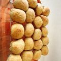 meym1128's cooksnap of when they made パンプーシュカ（ウクライナの丸パン）.