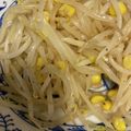 んりおか's cooksnap of when they made コーンが美味しいモヤシバター炒め.