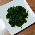 NAOばあさん's cooksnap of when they made 簡単一品！ほうれん草のにんにくバター炒め.