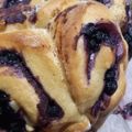 mimiko10's cooksnap of when they made ミルキーブルーベリーパン.