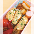 ★ぴよぴよ501★'s cooksnap of when they made ★鮭ﾌﾚｰｸとﾆﾗの厚焼玉子★.