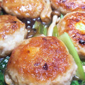 はる314's cooksnap of when they made 月見つくねの照り焼き～うずらの卵入り～.
