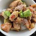 みにー2020's cooksnap of when they made *鶏とアボカドのピリ辛照り焼き丼*.