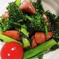 akiyuママ's cooksnap of when they made 茎ブロッコリーとウインナーの炒め物.