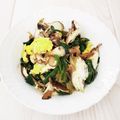 ダリア☆'s cooksnap of when they made 舞茸とほうれん草の卵炒め.