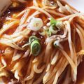 ●◎HKママ◎●'s cooksnap of when they made 簡単節約ランチ☆もやし卵の甘酢あんかけ丼.