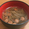 克らぶ's cooksnap of when they made ゴボウのささがきとソーセージのスープ.