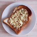 アクセル☆'s cooksnap of when they made 肉みそチーズトースト.