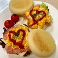 あい♪らんど's cooksnap of when they made ベーコンエッグチーズマフィン♪.