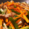 マルコとジーナ's cooksnap of when they made 簡単☆豚肉と人参ピーマンのオイスター炒め.