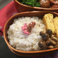 クック5E2Q86☆'s cooksnap of when they made 桜ごはんのお弁当(^^).