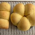 ゆーちゃんの嫁ちゃん's cooksnap of when they made ベジパン 小松菜パン 野菜練込み生地.