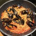Happytobi's cooksnap of when they made ムール貝のワイン蒸し＆蒸し汁で絶品パスタ.