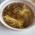 みー３２'s cooksnap of when they made なめこトロッ、たまごフンワリとろみ汁.