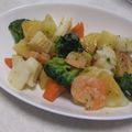 きらり流れ星's cooksnap of when they made エビとイカと野菜のガーリック炒め.