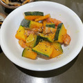 真知ぽん's cooksnap of when they made かぼちゃと厚切りベーコンのガリバタ炒め.
