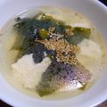 お塩と砂糖's cooksnap of when they made ダシダとショウガの簡単ワカメスープ.