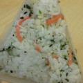 あゆたっくん's cooksnap of when they made 後引く美味しさ◎しらすと天かすのおにぎり.