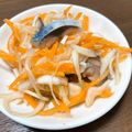 キッチン◇キッチン's cooksnap of when they made しめ鯖と玉ねぎのわさびポン酢和え♩.