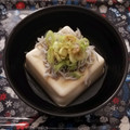 ☆hikonyan☆'s cooksnap of when they made 簡単1分♪しらすのせ冷ややっこ.