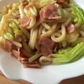 黄金の輝き亭's cooksnap of when they made 超簡単♡バター醤油焼きうどん.