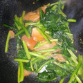 kyokoha's cooksnap of when they made ほうれん草とトマトのオイスターソース炒め.