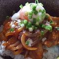 HMCみーこりん's cooksnap of when they made 温泉卵のせ焼肉丼.