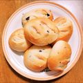 motomi♪'s cooksnap of when they made ✿胡桃とレーズンのパン✿.