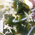 あっちろりん's cooksnap of when they made わかめともやしカニカマの中華風スープ.