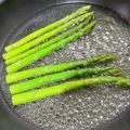 キュキュットさん's cooksnap of when they made アスパラの贅沢一本茹で。.