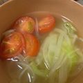 クック2F8WVL☆'s cooksnap of when they made 千切りキャベツの、コンソメスープ！.