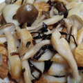 まみこ５１５'s cooksnap of when they made しめじとちくわの塩昆布炒め.
