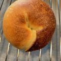 フジワラさん's cooksnap of when they made 低温長時間発酵の全粒粉ベーグル.