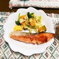 うさこママ★'s cooksnap of when they made うちの鮭のムニエル.