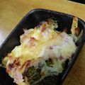 凪なぎ's cooksnap of when they made ブロッコリーとソーセージのマヨチーズ焼.