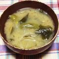 わたさな2016's cooksnap of when they made 新玉ねぎとスナップエンドウの味噌汁♪.