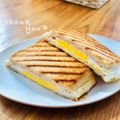 ねっちゃんっ's cooksnap of when they made 生卵そのまま入れてハムエッグホットサンド.