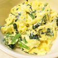 モモキト's cooksnap of when they made ほうれん草のふわふわたまご炒め.