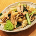 かなりんココりん's cooksnap of when they made 長芋と舞茸のバター醤油炒め.
