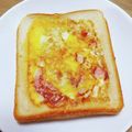 ＊なぁ＊'s cooksnap of when they made トローリチーズのベーコンエッグトースト.
