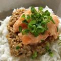 はなぴっち's cooksnap of when they made ＊ちょいたしサーモン納豆＊.