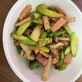 まなぽー。's cooksnap of when they made アスパラとベーコンとしめじのバター炒め.